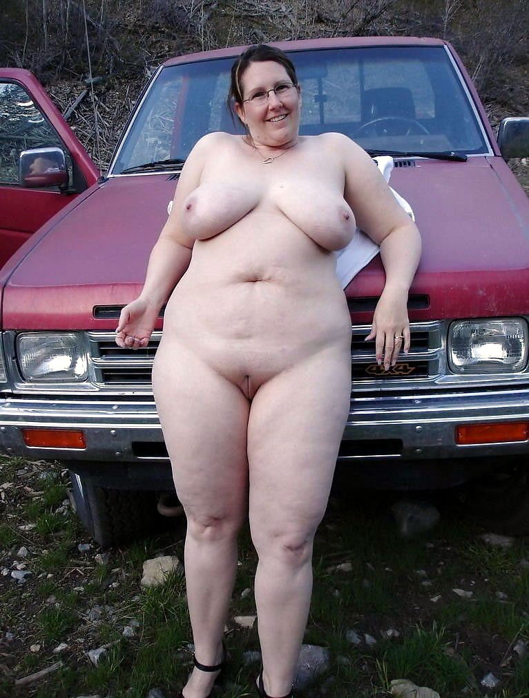 Bold mature housewives flashing on the cars picture